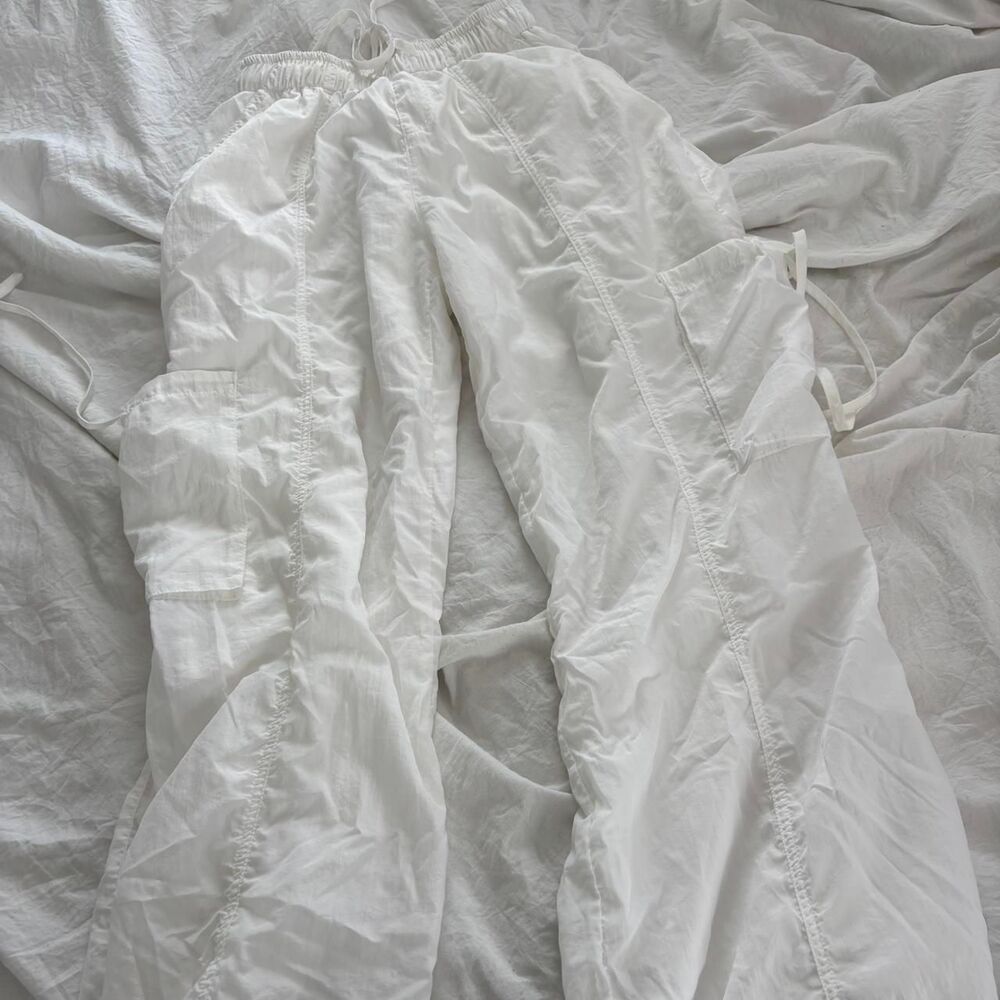 SHEIN Wide Leg Tie Detailing Streetwear Medium Women's White Cargo Pants